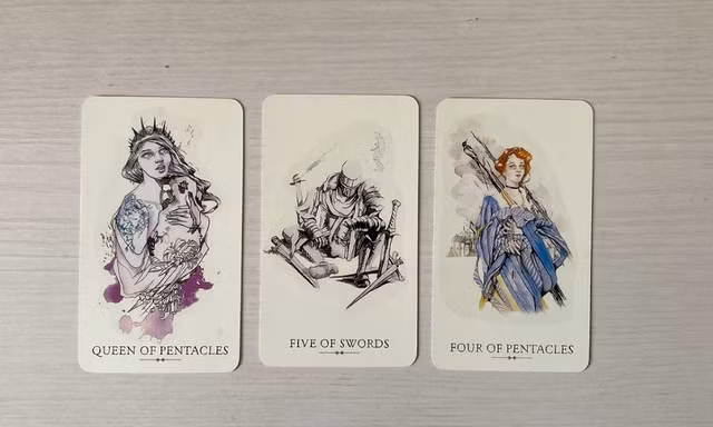 Tarot tuần này: Song Tử cảm xúc lên xuống thất thường, Cự Giải bỗng "khó chiều"