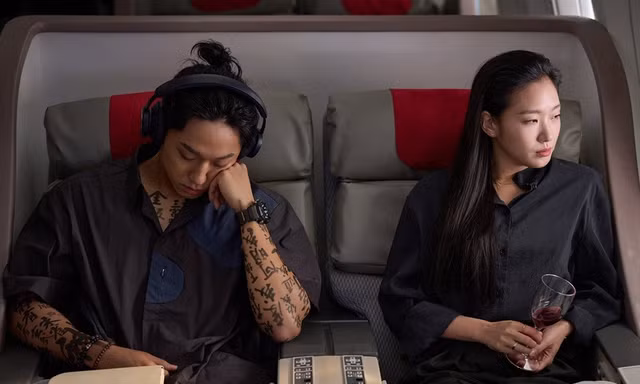 Bom tấn kinh dị “Quật Mộ Trùng Ma” có ngoại truyện, cặp đôi pháp sư lại gây sốt