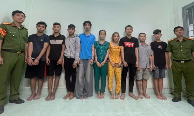 Bắt nhóm đối tượng gây loạt vụ cướp trong đêm ở TPHCM