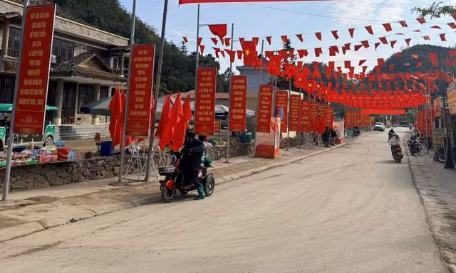 Các xã vùng biên Tuyên Quang sẵn sàng cho 'Ngày hội non sông'