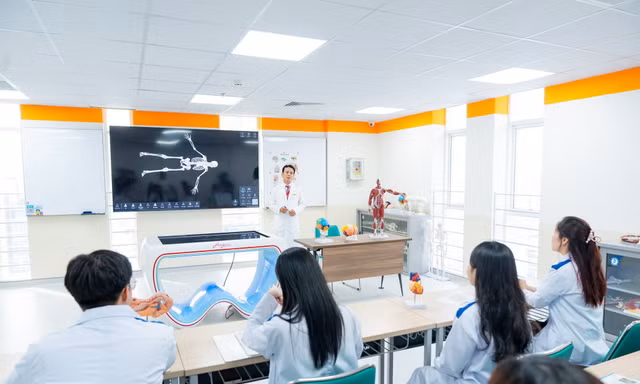 Thêm một trường đại học tư thục ở TPHCM được đào tạo bác sĩ