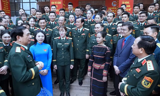 400 đại biểu chính thức sẽ tham dự Đại hội Đoàn toàn quân lần thứ XI