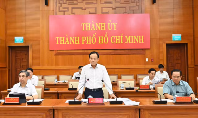 TPHCM hoàn thành phát thẻ cử tri chậm nhất trong ngày 10/3