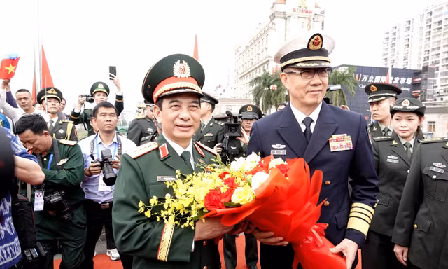 Bộ trưởng Quốc phòng Việt Nam - Trung Quốc tham dự nhiều hoạt động tại Quảng Ninh