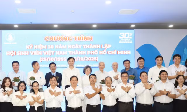 30 năm Hội Sinh viên TPHCM: Kế thừa truyền thống cách mạng hào hùng, vẻ vang