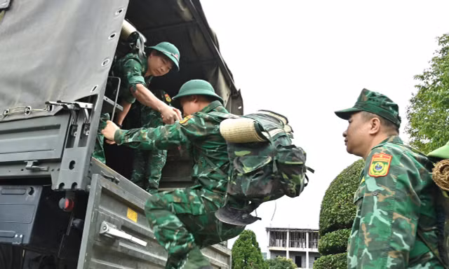 Biên phòng Lai Châu gấp rút điều lực lượng chi viện Mường Than và Than Uyên