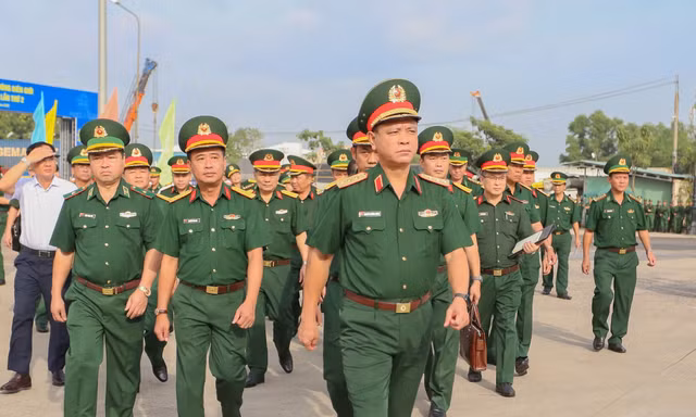 Thượng tướng Nguyễn Trường Thắng kiểm tra công tác chuẩn bị Giao lưu hữu nghị quốc phòng biên giới Việt Nam - Campuchia 