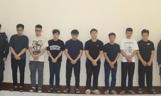 Bắt 12 bị can liên quan vụ lừa đảo gần 900 tỷ đồng qua 'hợp đồng kỳ nghỉ' 