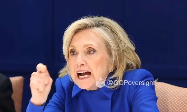 Ông Bill Clinton run tay, bà Hillary đập bàn nổi giận tại buổi điều trần