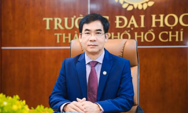 Bộ GD&ĐT bổ nhiệm nhiều lãnh đạo trường đại học phía Nam