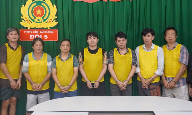 Đánh sập đường dây cá độ Bong88, giao dịch gần trăm tỷ đồng