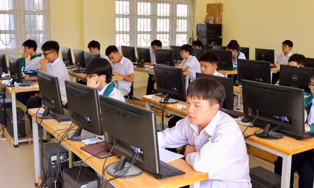 Đổi mới kì thi tốt nghiệp THPT từ năm 2026