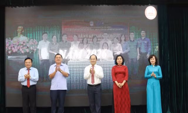 Phường ở TPHCM ra mắt kênh tương tác với người dân qua TikTok, YouTube