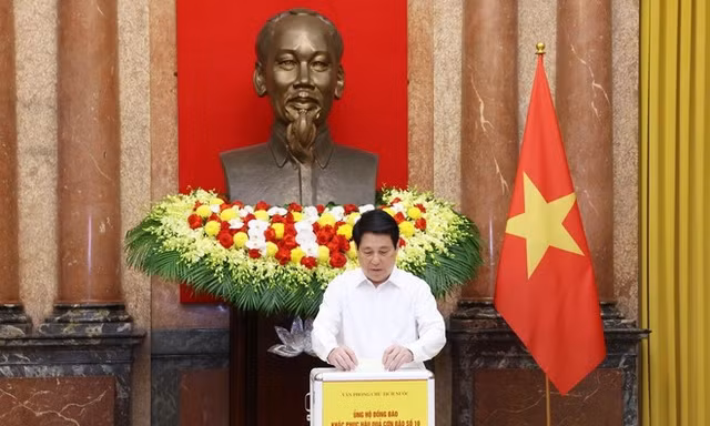 Chủ tịch nước và Văn phòng Chủ tịch nước quyên góp, ủng hộ đồng bào khắc phục hậu quả bão số 10