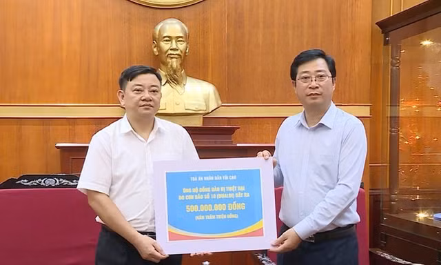 Ủng hộ đồng bào bị thiệt hại do bão số 10 qua tài khoản: Nhà hảo tâm có thể chọn 'sao kê' hoặc giữ kín 