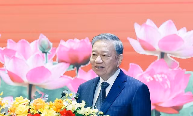 Tổng Bí thư: Đào tạo cán bộ gắn chặt với yêu cầu tổ chức, thực thi các quyết sách chiến lược của Đảng