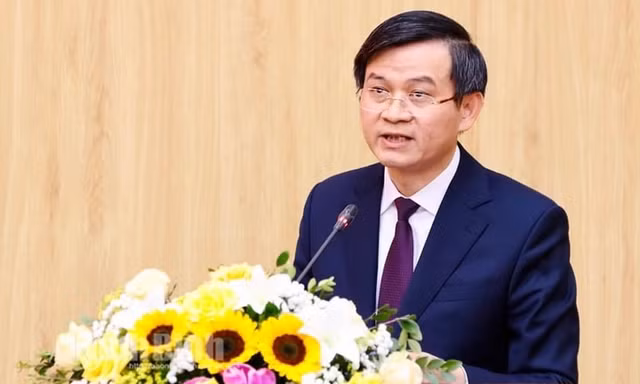 Ông Đoàn Minh Huấn làm Giám đốc Học viện Chính trị quốc gia Hồ Chí Minh