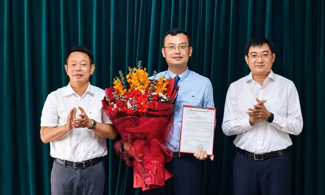 Nhà báo Nguyễn Ngọc Tiến giữ chức Phó Bí thư Đảng ủy, Chủ nhiệm Ủy ban Kiểm tra Đảng ủy Báo Tiền Phong