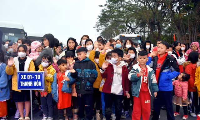 Hà Nội tổ chức nhiều hoạt động chăm lo cho đoàn viên, người lao động dịp Tết Bính Ngọ 2026
