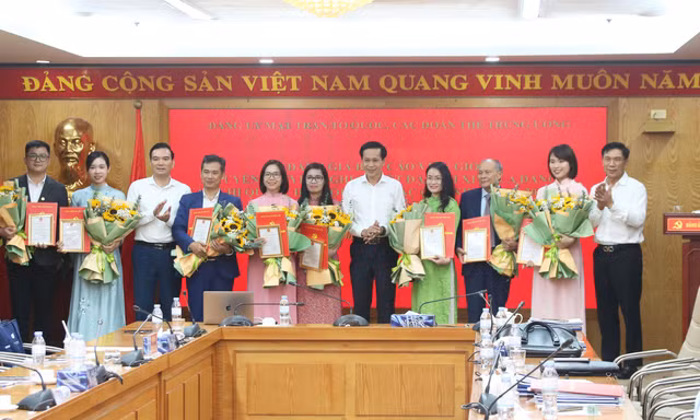Xét chọn 8 báo cáo viên giỏi tuyên truyền Nghị quyết Đại hội XIV của Đảng