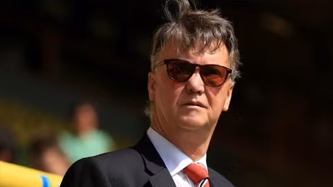 HLV Van Gaal sắp trở lại giải Ngoại hạng Anh?