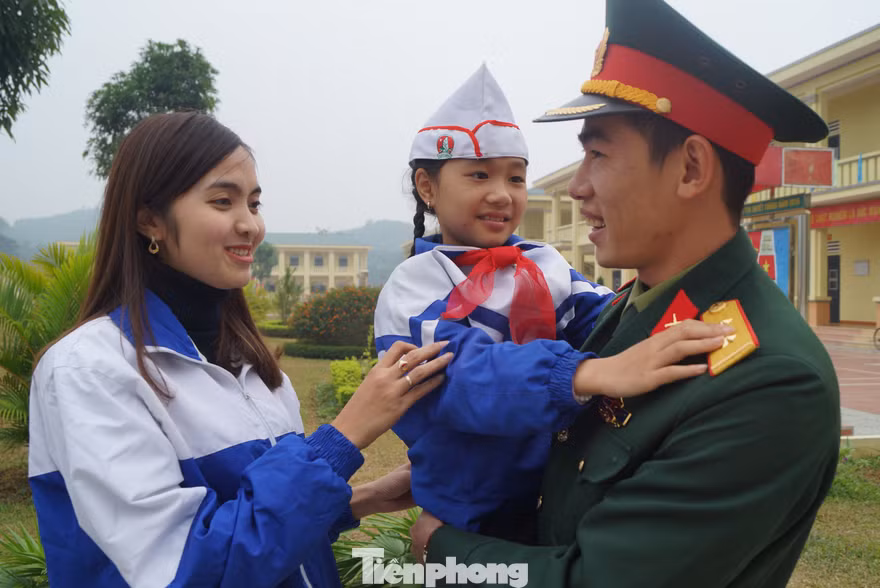 Thông qua việc thực hiện Đề án, đã giúp cán bộ, chiến sĩ vững niềm tin trong cuộc sống, yên tâm công tác và cống hiến cho Quân đội, đất nước. Ảnh: Nguyễn Minh