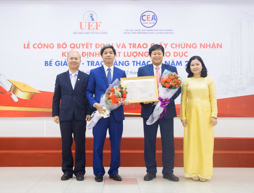 Trường ĐH UEF đạt chuẩn kiểm định chất lượng giáo dục với tiêu chí mới