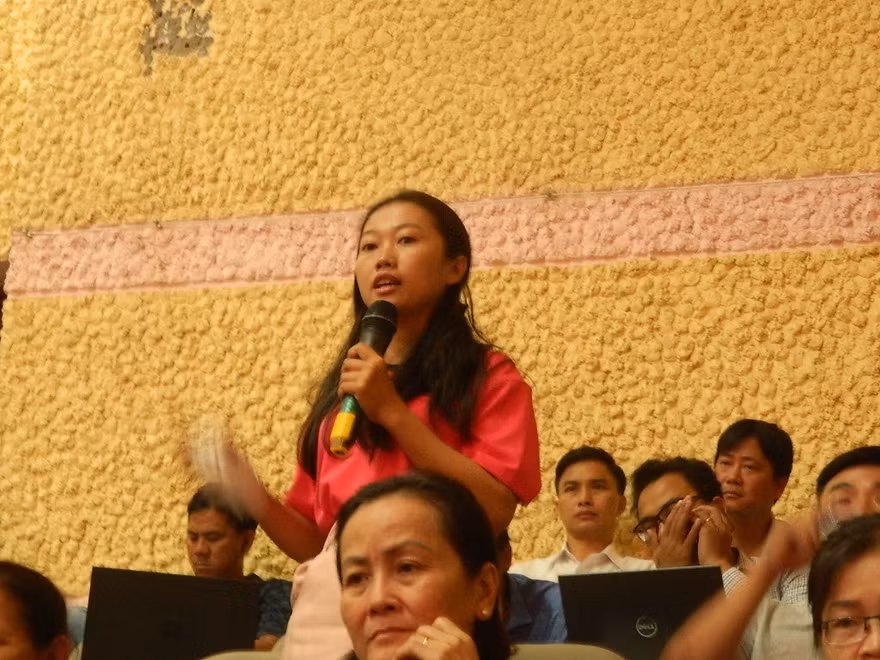 Cử tri Thủ Thiêm bày tỏ bức xúc với Đoàn ĐBQH.