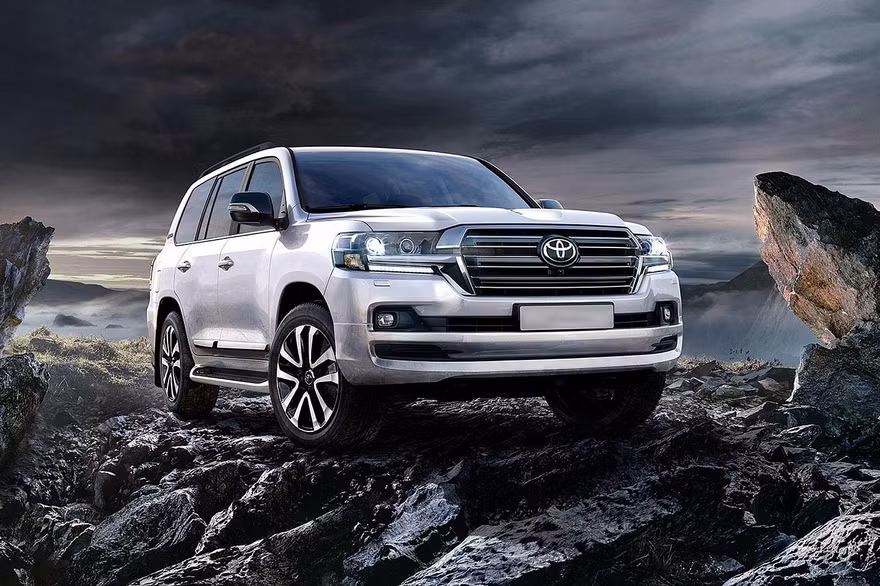 Rò rỉ các động cơ của Land Cruiser thế hệ mới