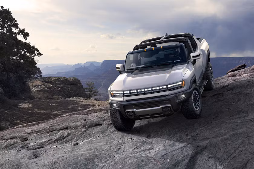 Xe bản tải GMC Hummer vừa được ra mắt gần đây.