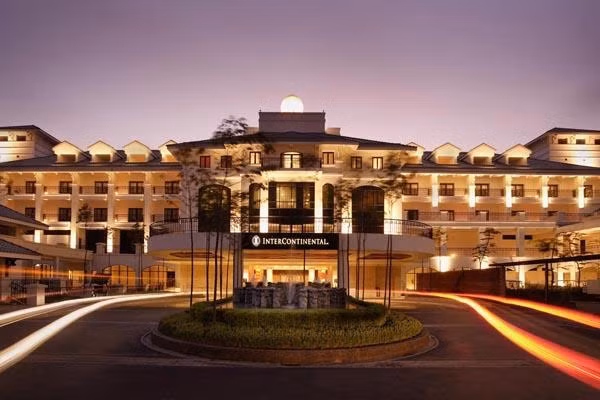 Khách sạn InterContinental Hanoi Westlake có chủ mới