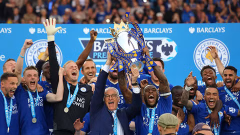 Leicester trong giờ phút đăng quang.