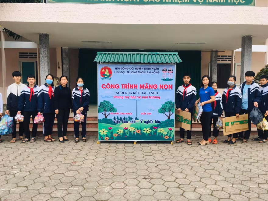 Nhiều công trình măng non chào mừng ngày thành lập Đội