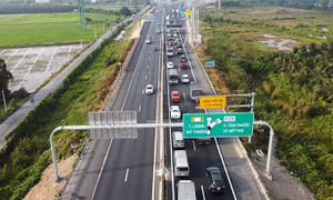 Quyết định quan trọng về tuyến cao tốc đông đúc nhất miền Tây 