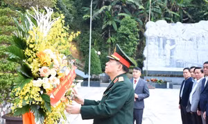 Đại tướng Nguyễn Trọng Nghĩa chủ trì các hoạt động về nguồn, tri ân tại tỉnh Cao Bằng 