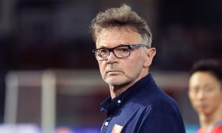 HLV Philippe Troussier lại thất bại ở cuộc đua dẫn dắt tuyển Tunisia