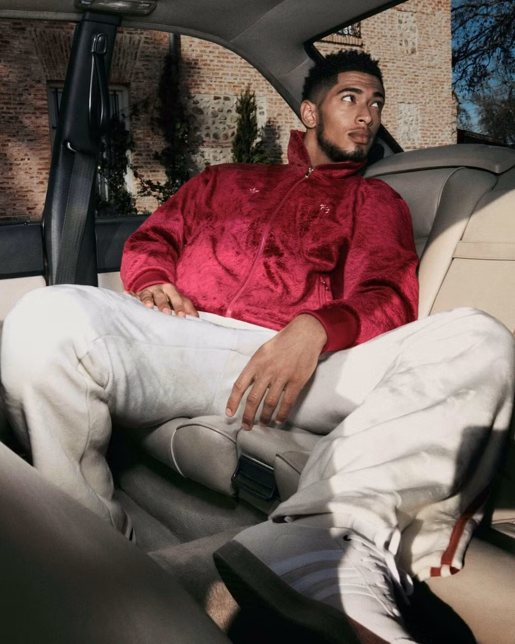 highxtar-jude-bellingham-estrena-nueva-coleccion-de-su-linea-en-adidas-originals-25gramos-4.jpg