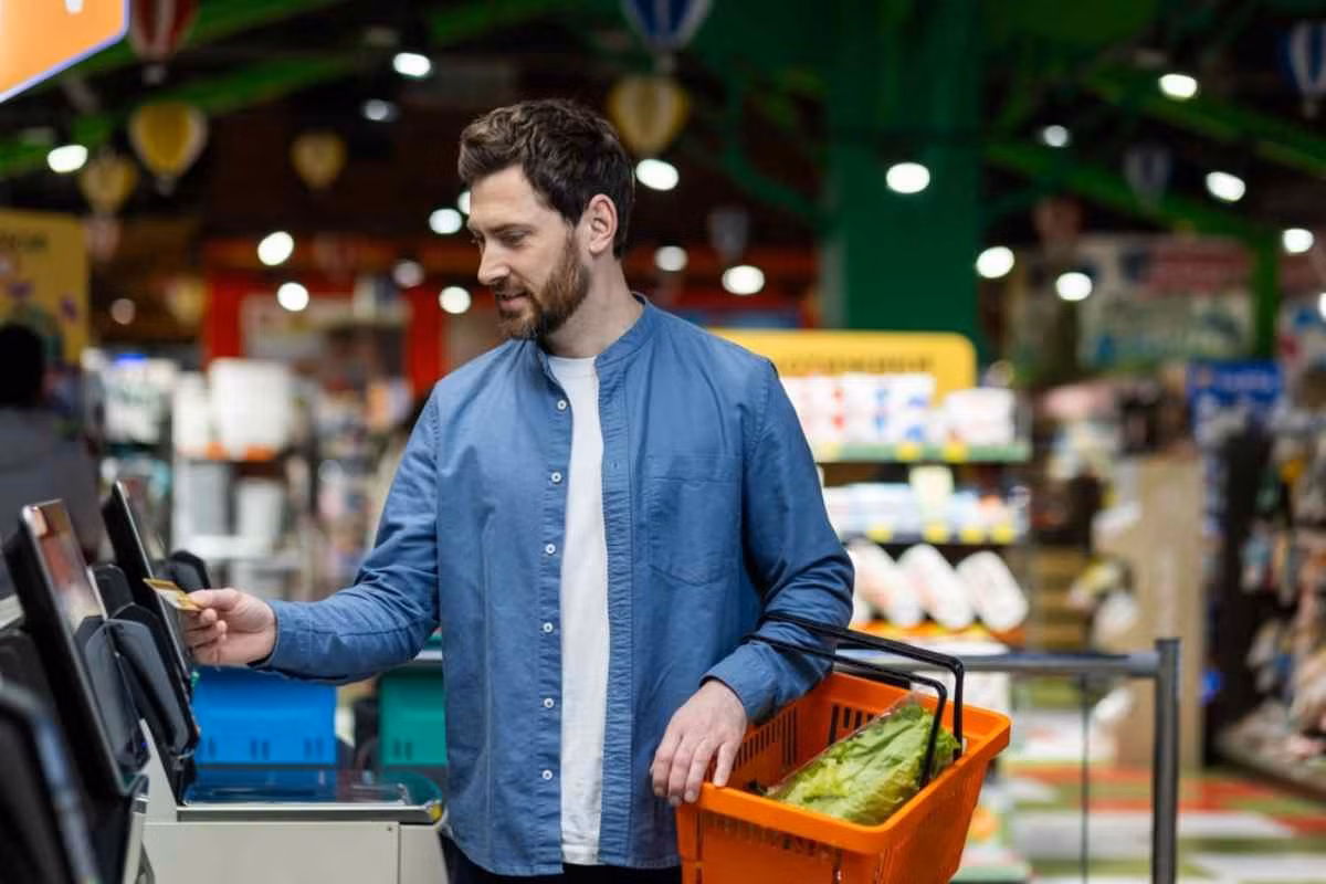 grocery-shopping-iceland-self-checkout.jpg