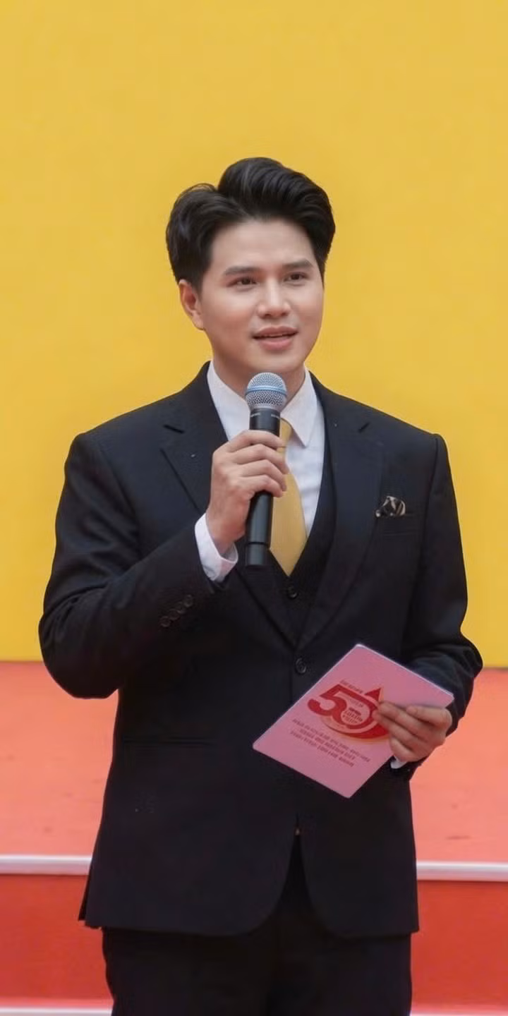 le-ky-niem-50-nam-1.jpg