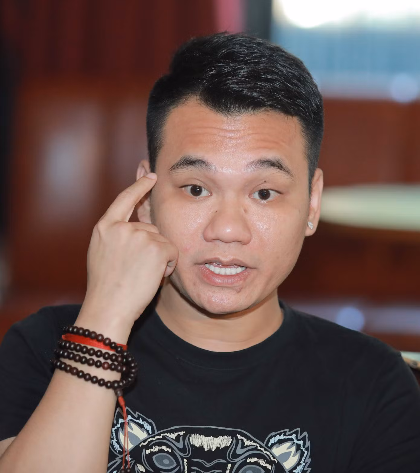 khac-viet-bin-4377-1540876196-width4898height3265.jpg