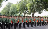 Khối diễu hành cựu Công an nhân dân miệt mài tập luyện để 'đều và đẹp' trong ngày lễ trọng đại của dân tộc