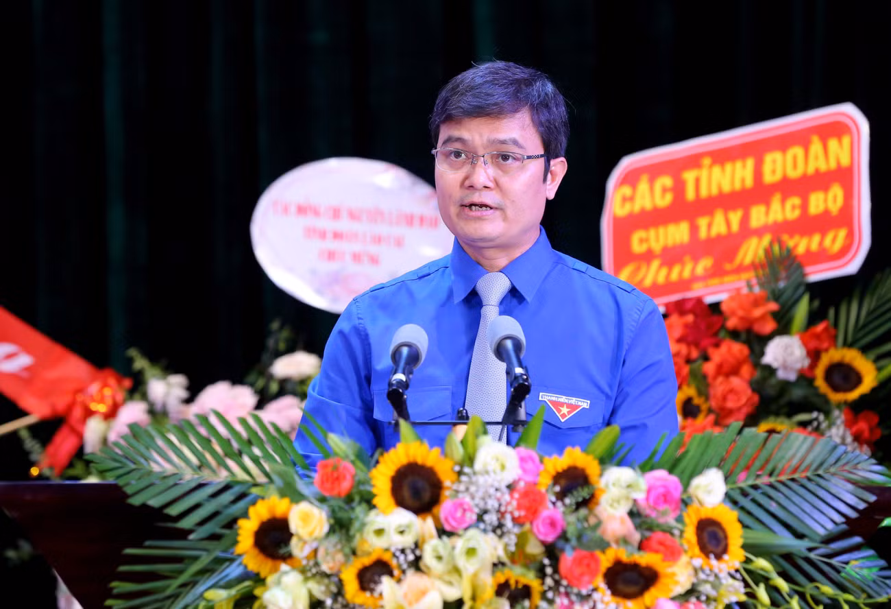 Anh Bùi Quang Huy - Ủy viên dự khuyết T.Ư Đảng, Bí thư thường trực T.Ư Đoàn, phát biểu tại Đại hội. (Ảnh: Trọng Tài)