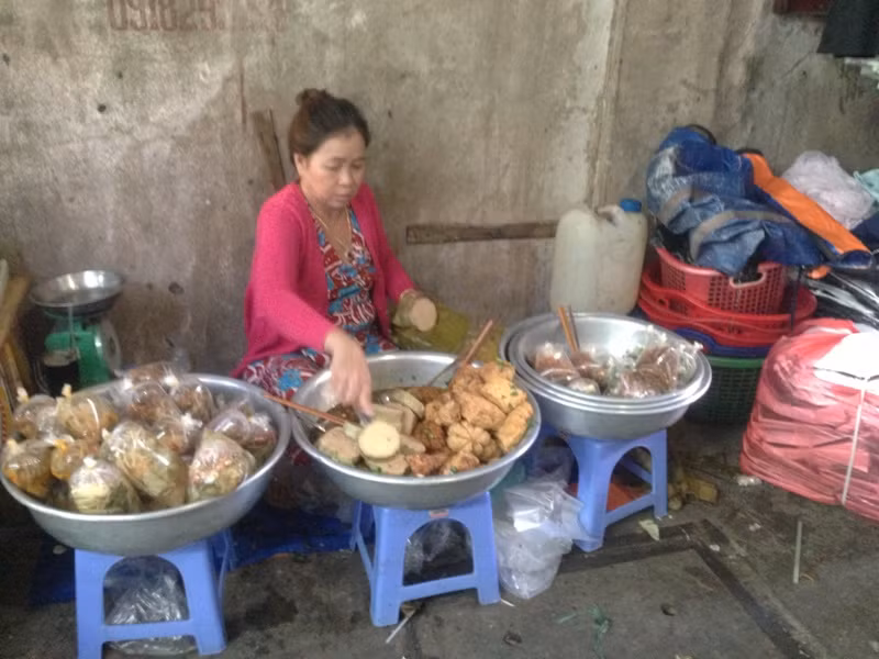 Hoa quả ở Sài Gòn tăng giá mạnh ngày rằm tháng Giêng ảnh 5