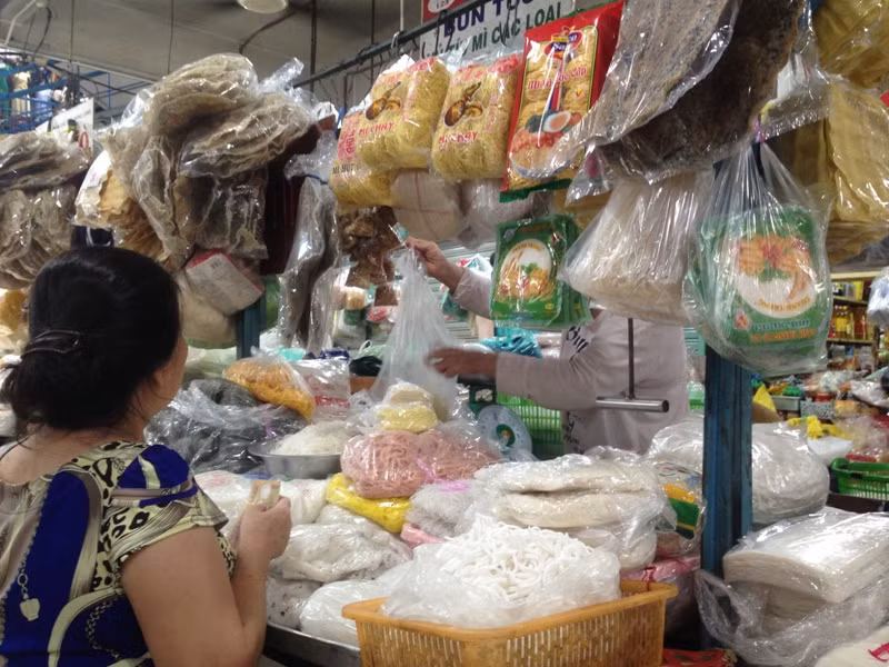 Hoa quả ở Sài Gòn tăng giá mạnh ngày rằm tháng Giêng ảnh 8