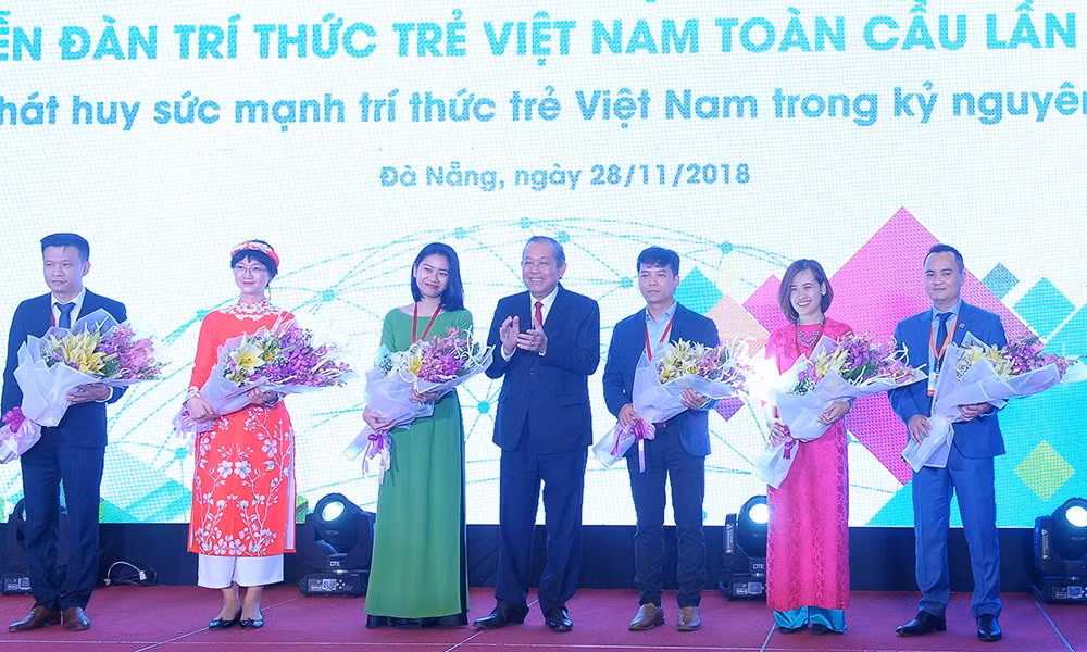 Mong muốn Diễn đàn Trí thức trẻ trở thành kênh tham vấn của Chính phủ ảnh 5