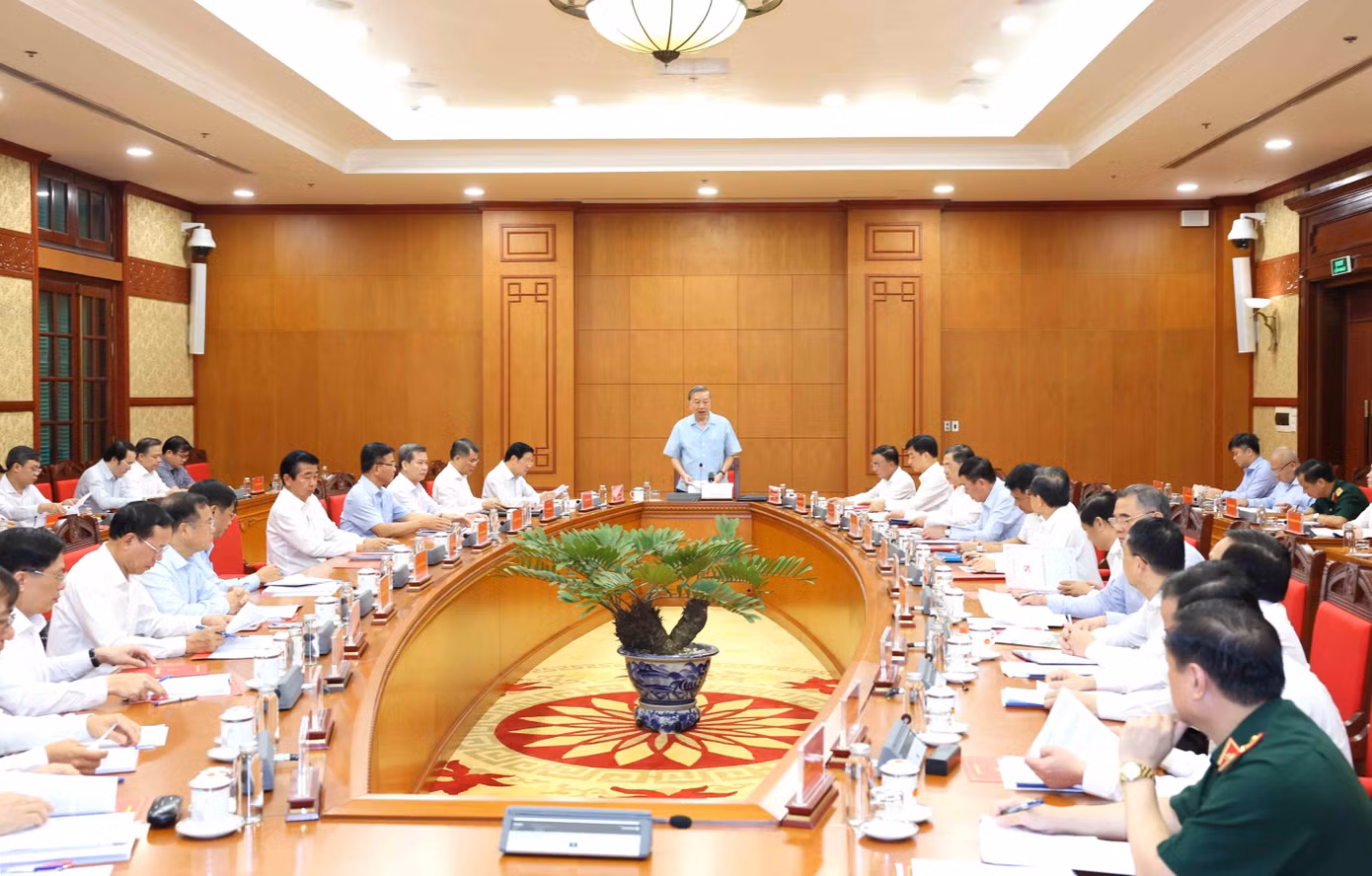 vna-potal-tong-bi-thu-chu-tri-hop-thuong-truc-bcd-trung-uong-ve-phong-chong-tham-nhung-lang-phi-tieu-cuc-8303316.jpg