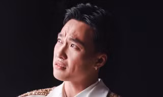 Diễn viên 'Mưa đỏ' khóc