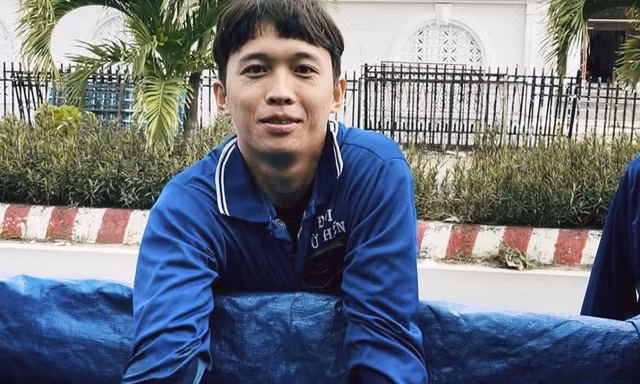 Những chàng trai miền Tây 'giải cứu' hàng chục tấn cá khủng thả về sông Tiền