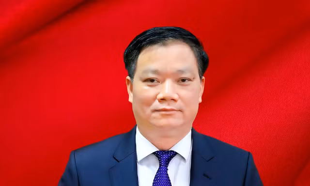Chân dung tân Bí thư Tỉnh ủy Nghệ An Nguyễn Khắc Thận