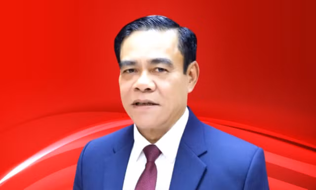 Chân dung tân Chủ tịch UBND tỉnh Nghệ An Võ Trọng Hải